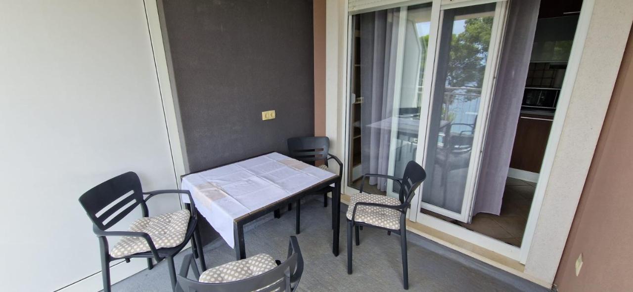 Oasis Of Peace Apartment Omis Exterior photo